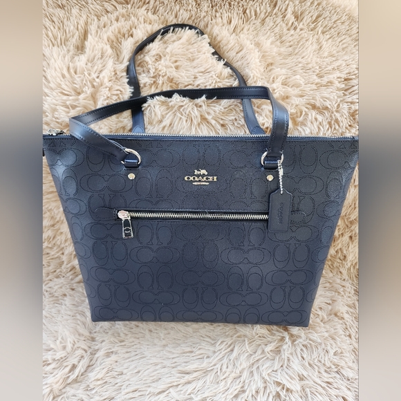Coach Gallery Tote perforated signature midnight